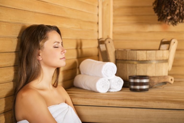 Разрешается ли париться в бане при простуде, кашле и насморке