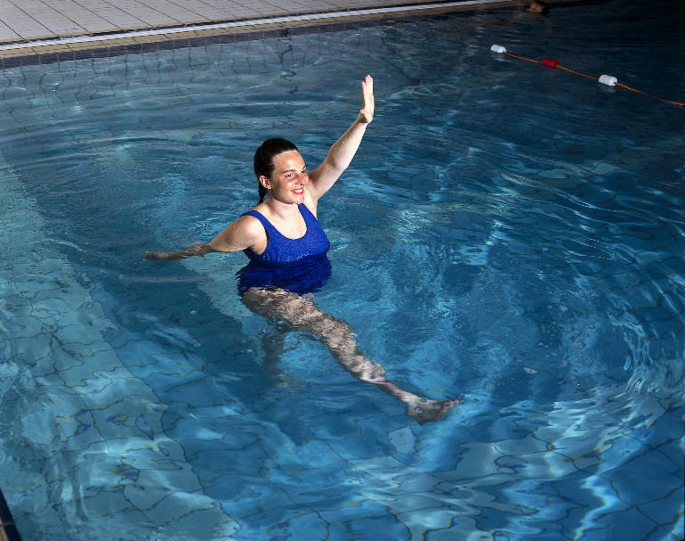 Лучшие упражнения для похудения в бассейне