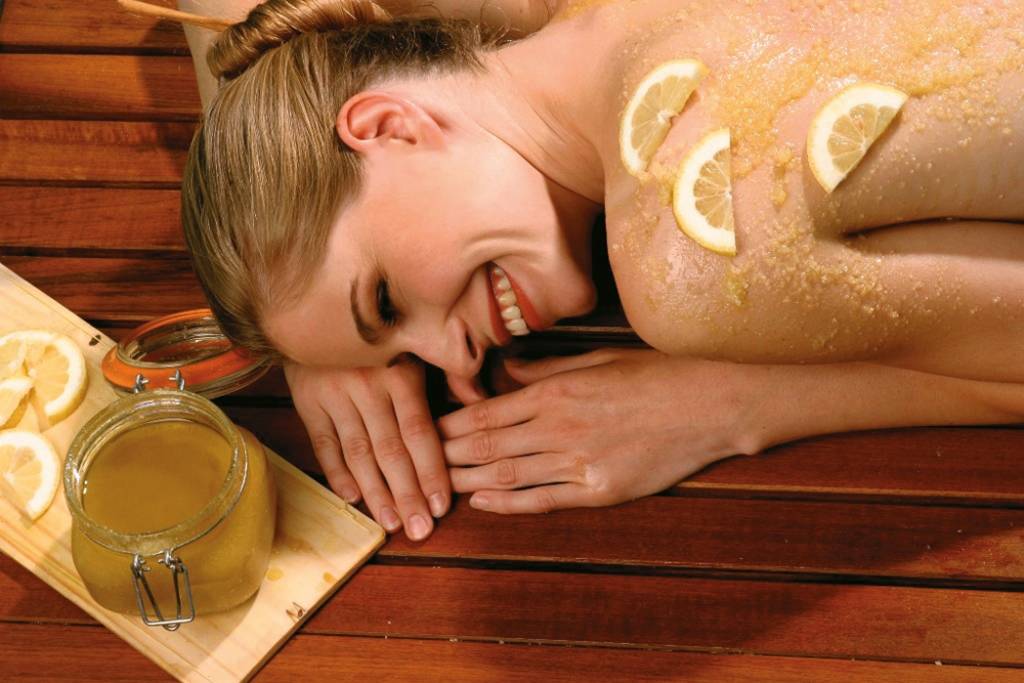 Мёд в бане: как использовать с пользой для здоровья
