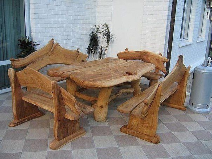Стол из дерева для бани (22 фото): деревянные складные столики из массива сосны с раскладными стульями