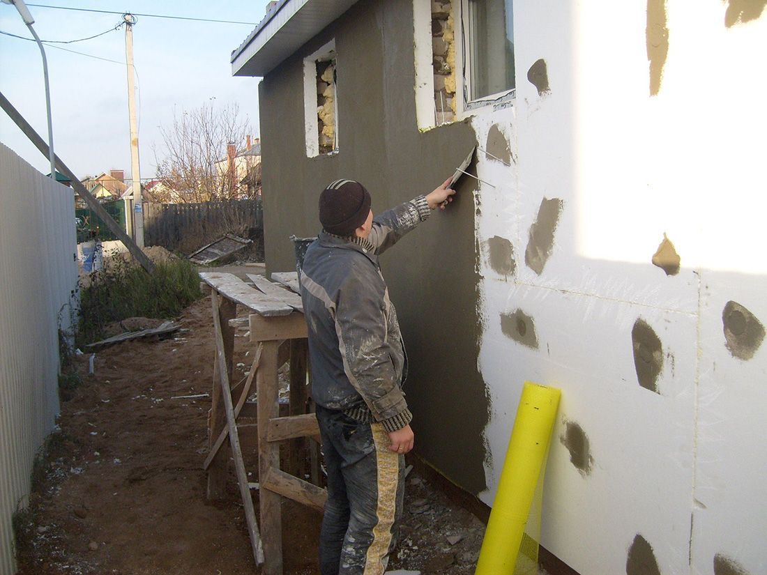Штукатурка по пеноплексу фасада: оштукатуривание снаружи дома своими руками