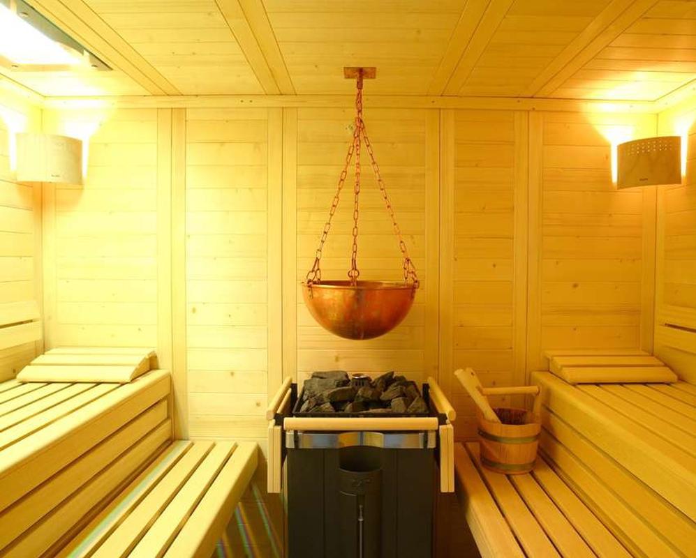 Финская сауна, чем отличается от русской бани, посещение сауны, полезные советы