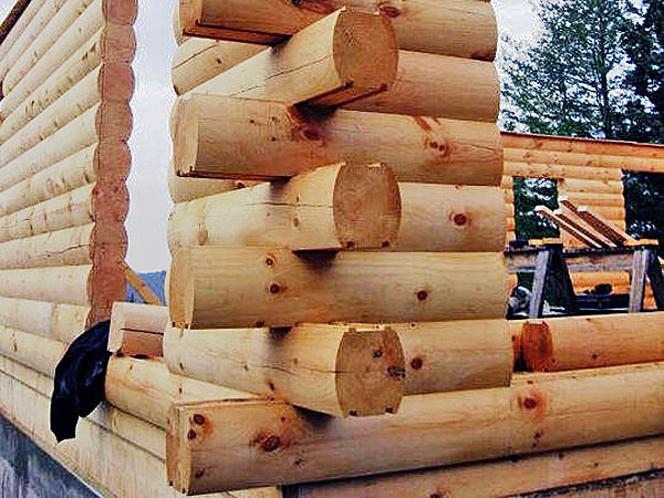 Усадка деревянного дома из бруса в зависимости от материала