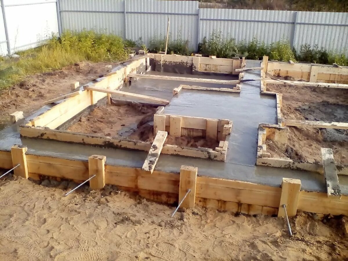 Фундамент ленточно свайный - строим баню или сауну
