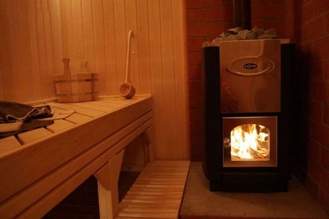 Печи для бани на дровах (120 фото): дровяная печка, чугунные изделия для сауны, котлы и отопительный прибор с баком