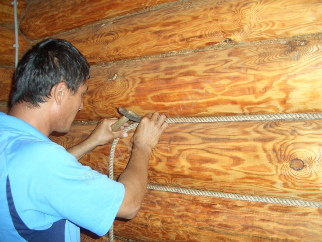 Чем обработать сруб после шлифовки – средства защиты деревянного дома