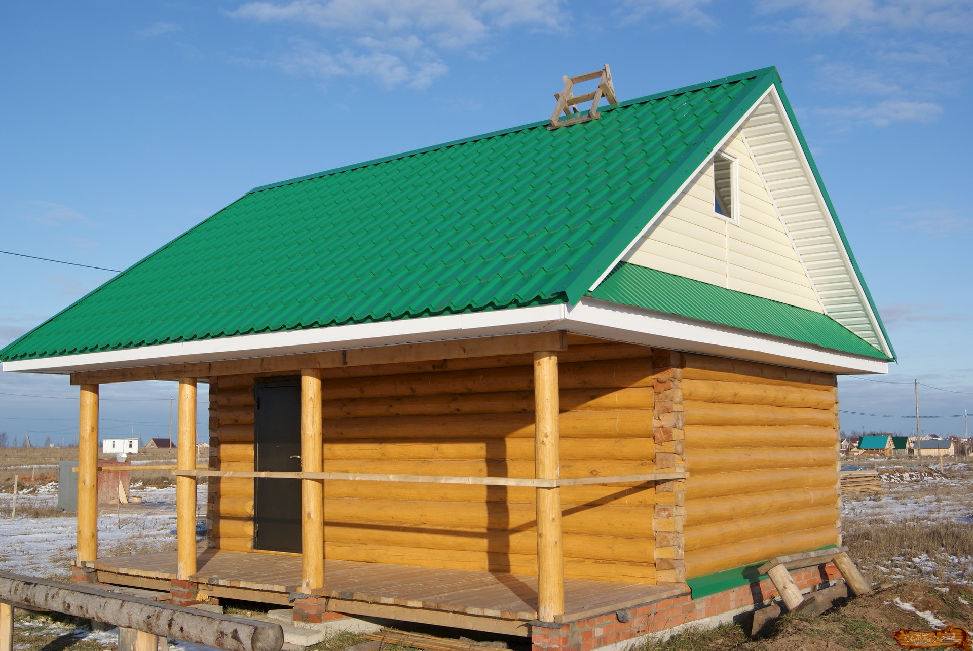 Устройство крыши и кровли бани: односкатная и двускатная, а также совмещения бани с другими постройками под одной крышей