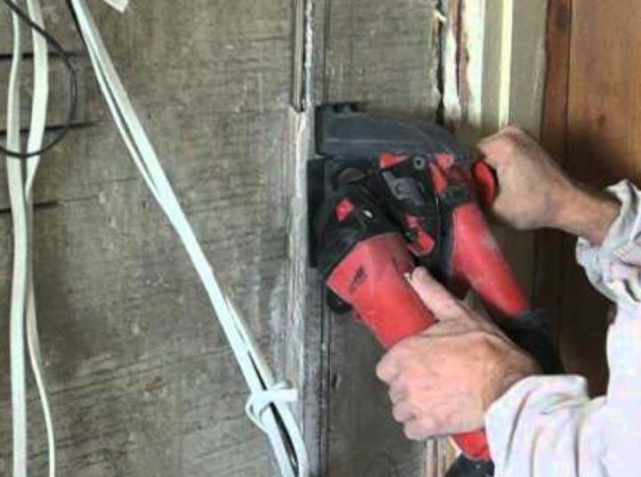 Как штробить стену под проводку своими руками без пыли – инструкция, чем лучше пользоваться, на какую глубину и др с видео