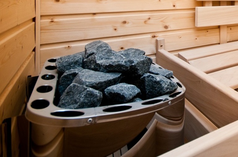 Как правильно уложить камни в банную печь: укладка в каменку, электрокаменку, сколько камней нужно, можно ли их смешивать