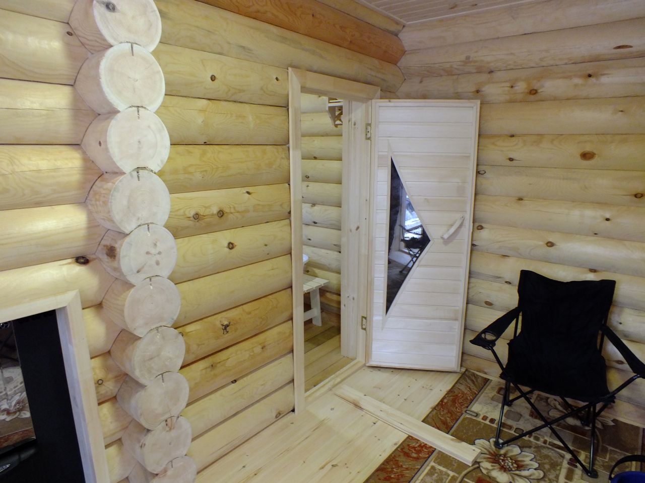 Бани из оцилиндрованного бревна (43 фото): деревянные двухэтажные дома-бани с мансардой, отзывы владельцев