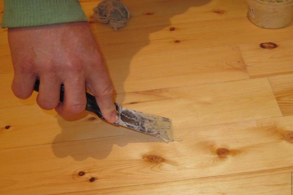 Шпаклевка для деревянного пола – какую выбрать и как правильно нанести
