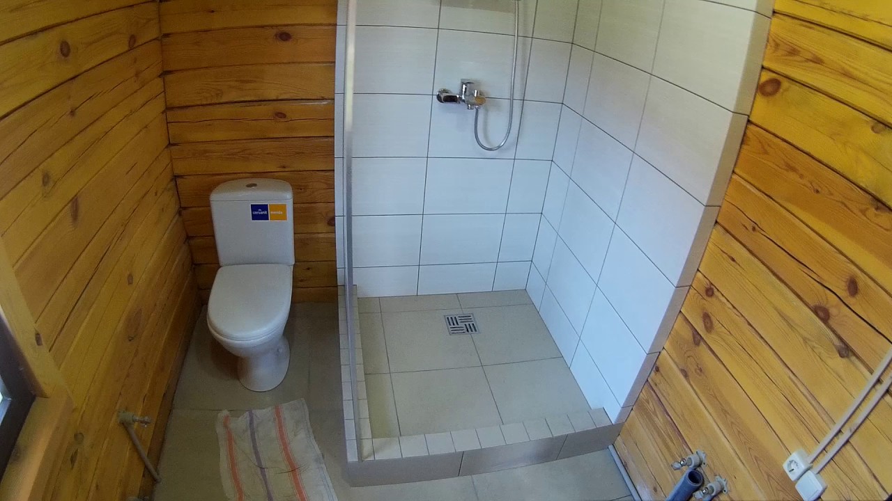 Как сделать туалет в бане: доступные варианты