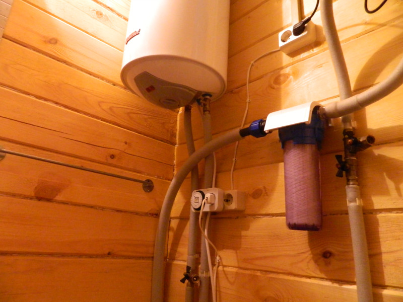 Водоснабжение бани зимой без постоянного отопления: как провести воду, чтобы водопровод в баню зимой не замерз