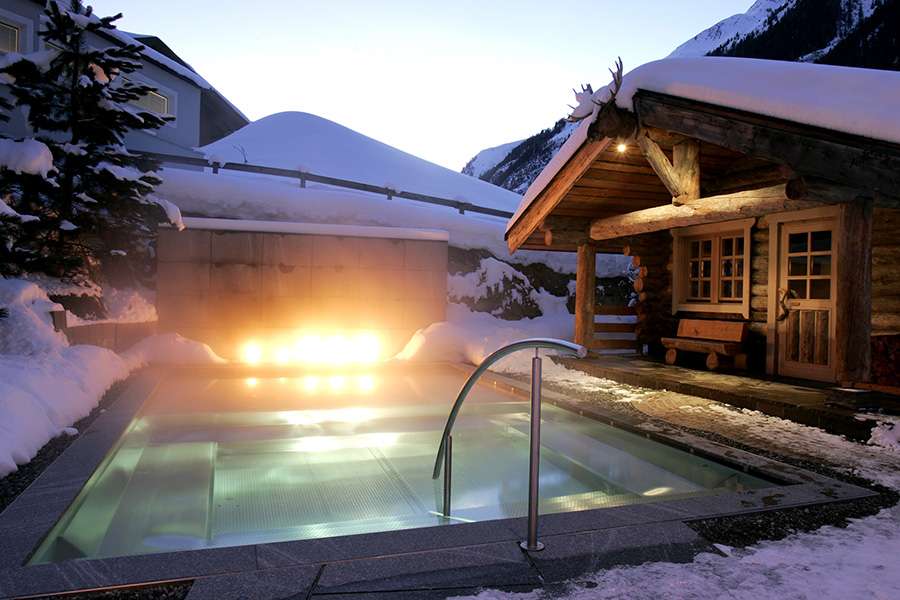 10 лучших отелей подмосковья с теплым бассейном
