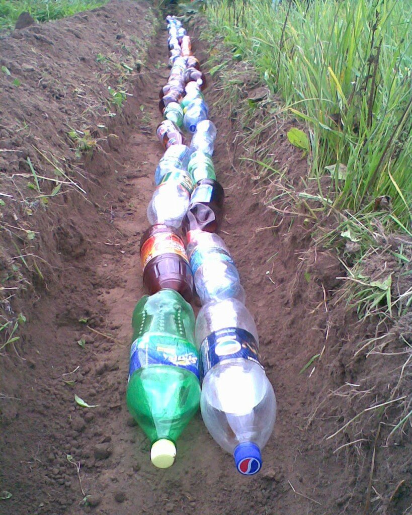 Водосток из пластиковых бутылок