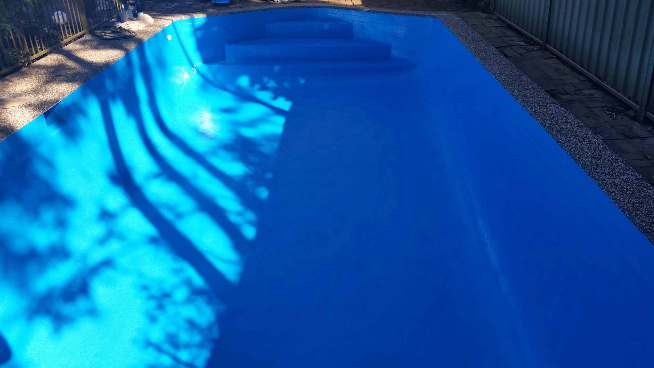Краска для бассейна: водостойкая эмаль по бетону: отзывы