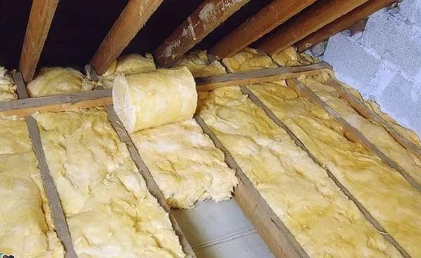Утепление потолка в бане: какой лучше утеплитель для бани на потолок, как утеплить своими руками, чем утеплять, минеральная и базальтовая вата, минвата, пароизоляция