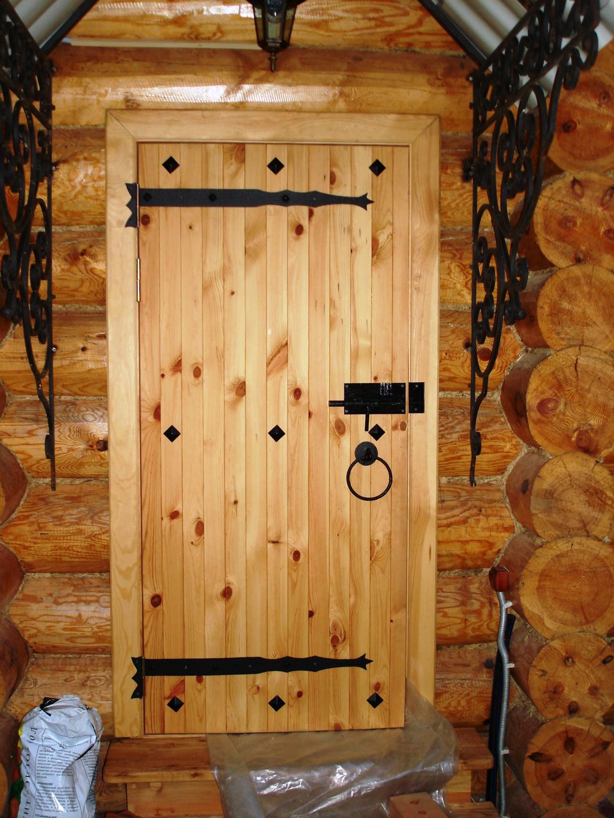 Двери для бани и сауны (входные и в парилку) - выбор и установка