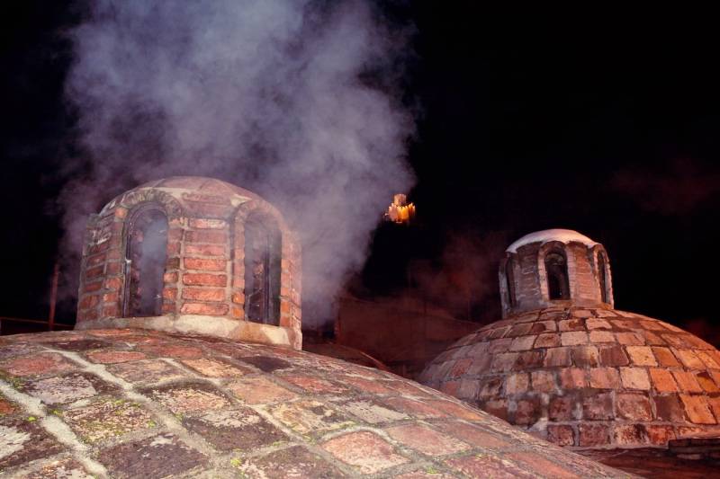 Серные бани в тбилиси - польза и вред, показания и противопоказания, отызвы туристов