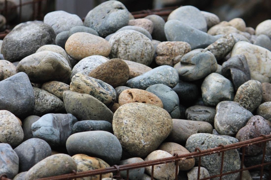 Какие камни для бани лучше выбрать: обзор видов камней + рекомендации опытных банщиков