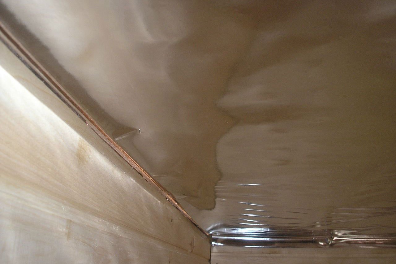 Какая пароизоляция лучше для потолка и стен в бане | stroimass.com